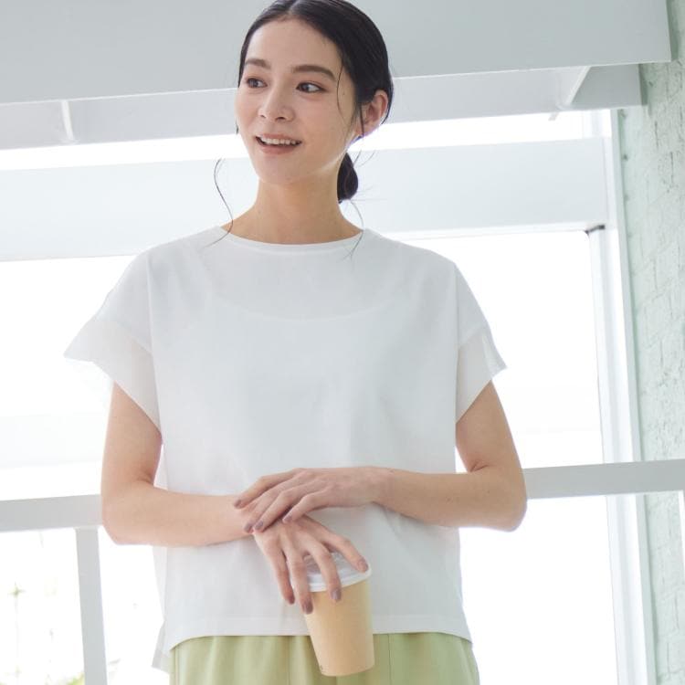 デッサン(レディース)(Dessin(Ladies))の【シリーズ累計8万枚！選べる5サイズ/6色展開/洗える】美光沢カットソー【オンにもオフにもちょうどいい】 カットソー