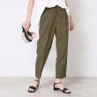 デッサン(レディース)(Dessin(Ladies))の【ウエストゴム・洗える】センターライン入りテーパードパンツ（XS～L）16