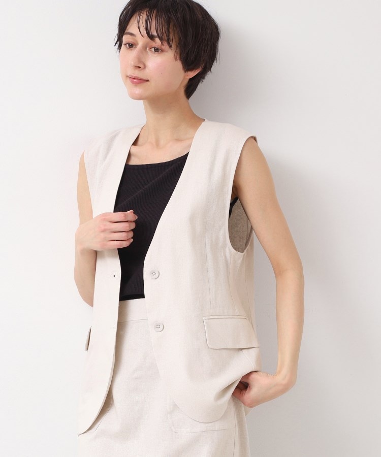 デッサン(レディース)(Dessin(Ladies))の【セットアップ可能・洗える】ボタン付きジレ1