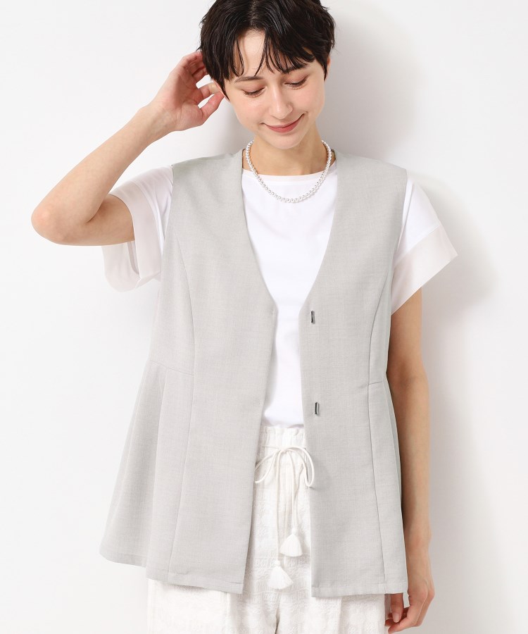 デッサン(レディース)(Dessin(Ladies))の【洗える】ソフトペプラムベスト1