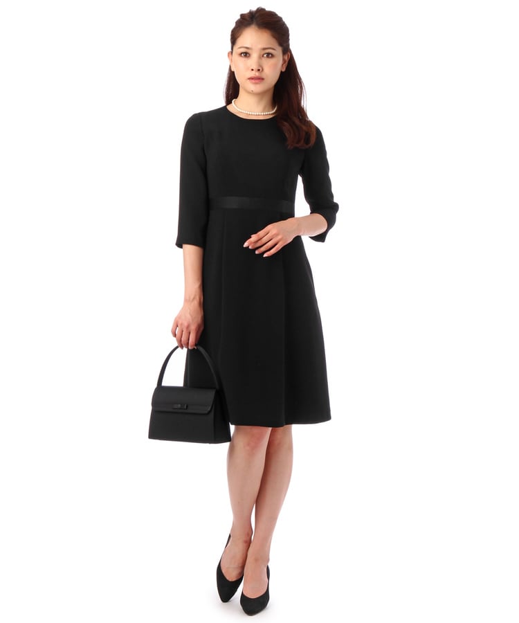 INDIVI グログラン切替ワンタックワンピース 【礼服・喪服 INDIVI グログラン切替ワンタックワンピース 【礼服・喪服