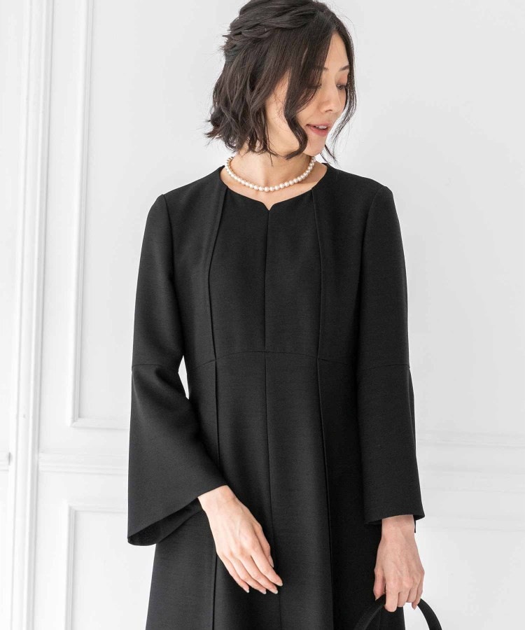 360度美しい切替のワンピース【喪服・礼服・ブラックフォーマル 360度美しい切替のワンピース【喪服・礼服・ブラックフォーマル
