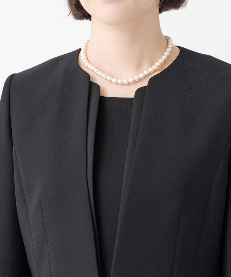 INDIVI Vネックジャケット+前開きワンピース 2点セット 【喪服 INDIVI Vネックジャケット+前開きワンピース 2点セット 【喪服