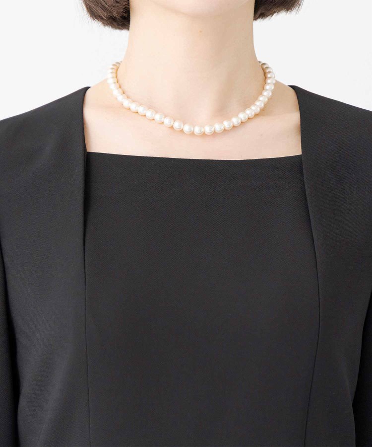 INDIVI Vネックジャケット+前開きワンピース 2点セット 【喪服 INDIVI Vネックジャケット+前開きワンピース 2点セット 【喪服