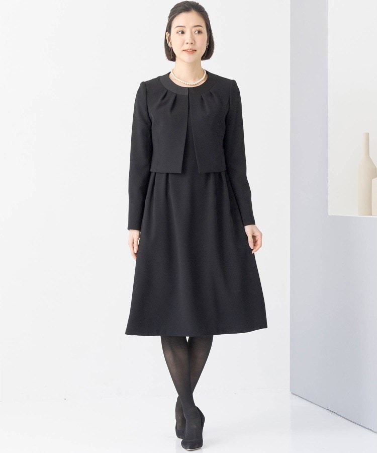 INDIVI サテン切り替えノーカラージャケット+ワンピース 2点セット 【喪服・礼服・ブラックフォーマル】 INDIVI サテン切り替えノーカラージャケット+ワンピース 2点セット 【喪服・礼服・ブラックフォーマル】
