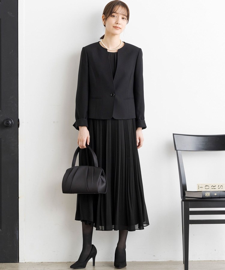 東京ソワール プリーツスカートの3点セットスーツ【喪服・礼服 東京ソワール プリーツスカートの3点セットスーツ【喪服・礼服