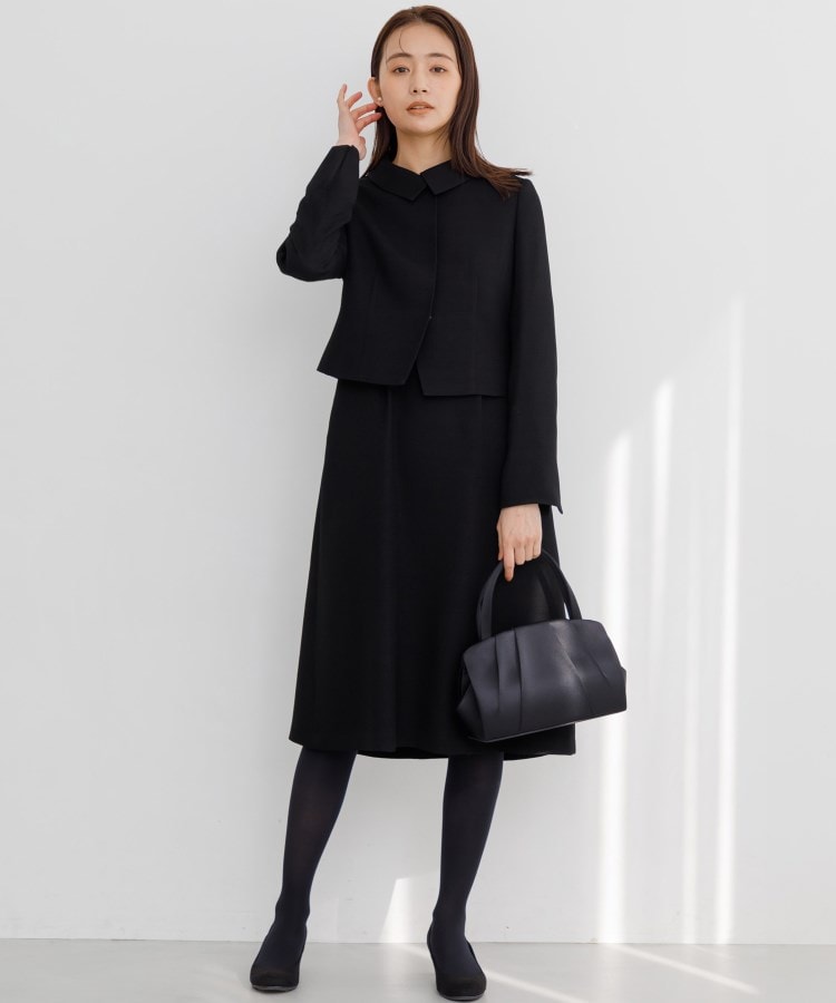 東京ソワール INDIVI 衿付きジャケット+ウエスト切り替え 東京ソワール INDIVI 衿付きジャケット+ウエスト切り替え