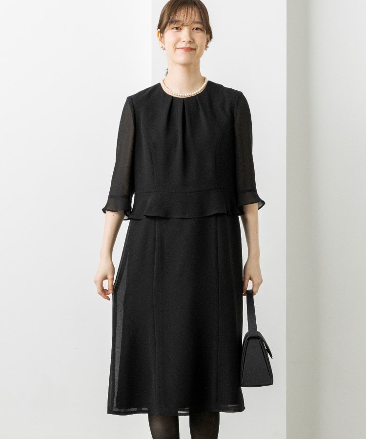 トウキョウソワール(東京ソワール)の【洗える】ペプラム付きジョーゼットワンピース【喪服・礼服・ブラックフォーマル】 ブラック(019)