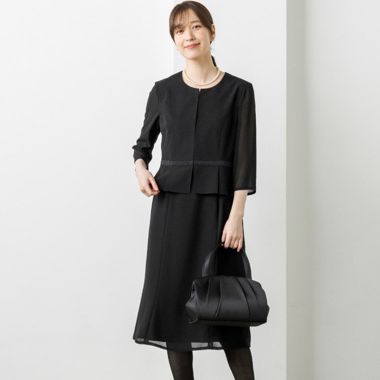 トウキョウソワール(東京ソワール)の【洗える】ノーカラージャケットデザイン前開きワンピース【喪服・礼服・ブラックフォーマル】 ミドルワンピース