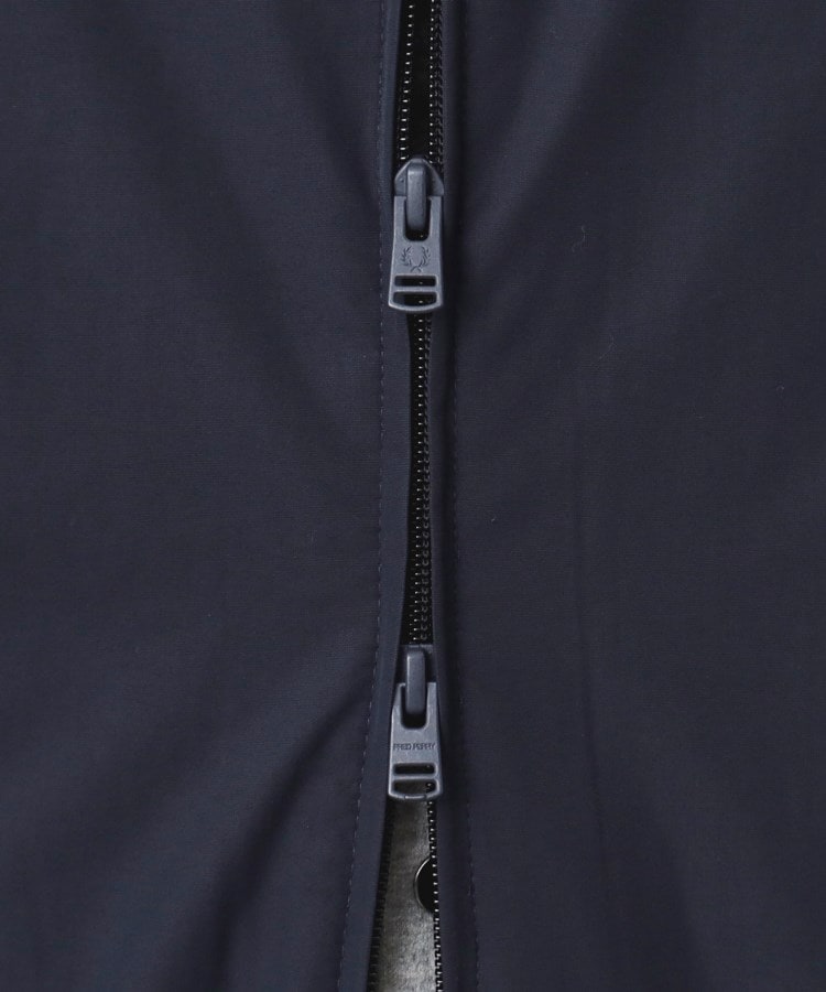 ◇FRED PERRY(フレッドペリー) フード付きジャケット(中綿 ◇FRED PERRY(フレッドペリー) フード付きジャケット(中綿