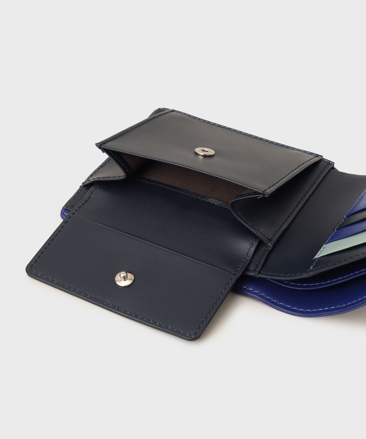 カード収納に便利】配色型押しレザー2つ折り財布（財布） | TAKEO