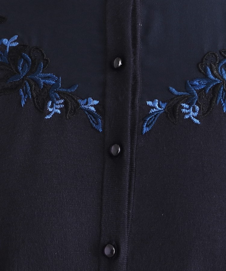 スーナウーナ(SunaUna)の【冬まで活躍／フラワー刺繍】クラフトニットカーディガン14