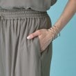 スーナウーナ(SunaUna)の【セットアップ可／シアー素材】ウエスト総ゴムワイドパンツ27