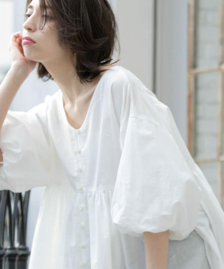オペークドットクリップ(OPAQUE.CLIP)のバルーン袖スカラップ刺繍レースチュニック4