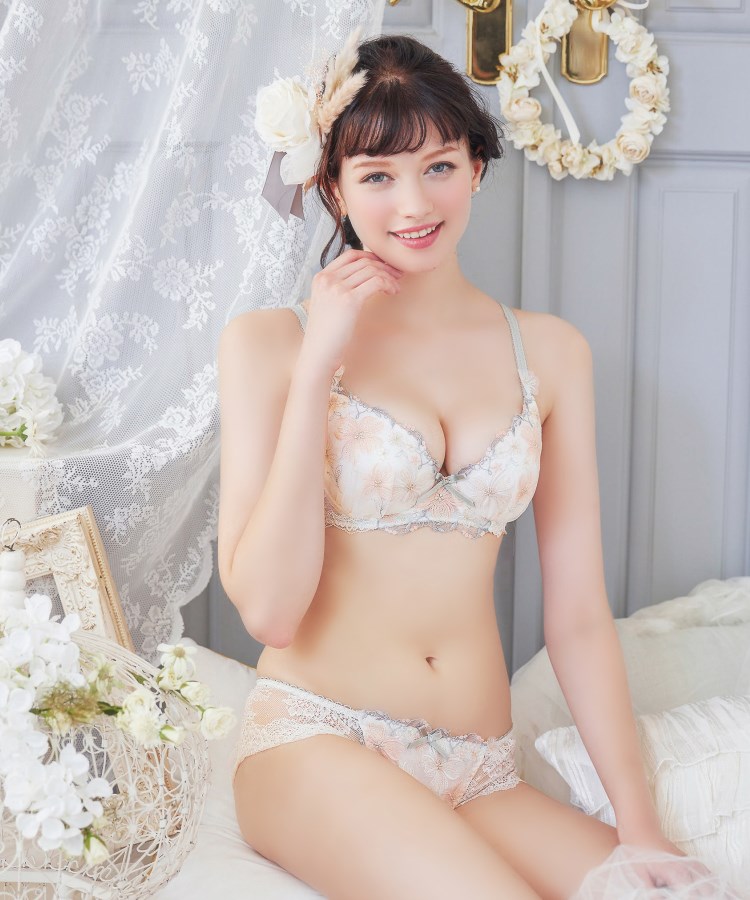 サンドラ ブラジャー(ワイヤーブラ) | Risa Magli(リサマリ サンドラ ブラジャー(ワイヤーブラ) | Risa Magli(リサマリ