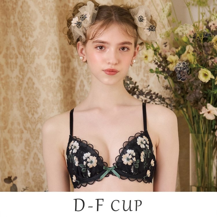 リサマリ(Risa Magli)のプティット ブラジャー （D-F） ＜リサマリ ミラクル谷間ブラ＞ ワイヤーブラ