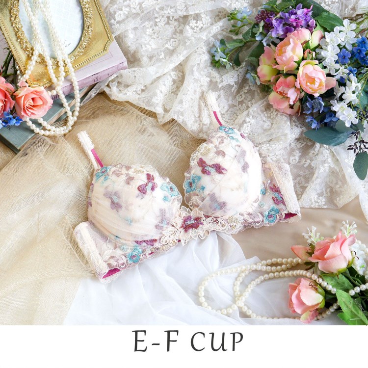 リサマリ(Risa Magli)のアイリィー ブラジャー（E-F）＜V Make Type＞ ワイヤーブラ