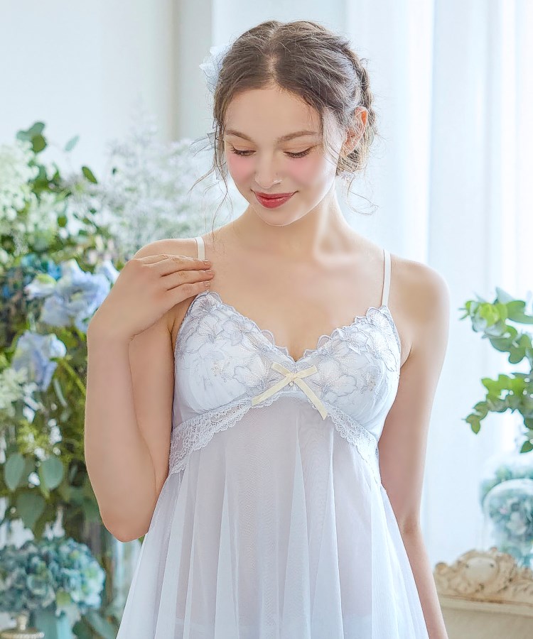 リサマリ(Risa Magli)のナーラ カップ付スリップ10