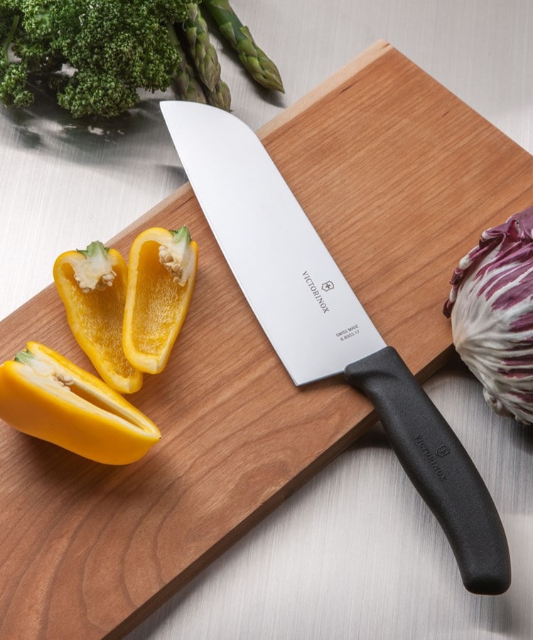スイスクラシック 三徳包丁 BK <VICTORINOX ビクトリノックス スイスクラシック 三徳包丁 BK <VICTORINOX ビクトリノックス