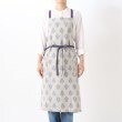 トゥーワントゥーキッチンストア(212 KITCHEN STORE)のフラワージャガードエプロン BL1