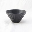 トゥーワントゥーキッチンストア(212 KITCHEN STORE)のしのぎ反りどんぶり S いぶし天目2