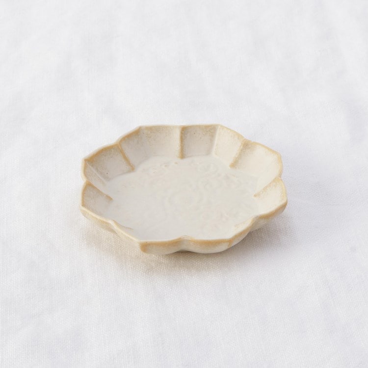 トゥーワントゥーキッチンストア(212 KITCHEN STORE)の楽豆皿 八稜鏡 ベージュマット 食器