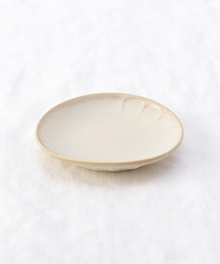 トゥーワントゥーキッチンストア(212 KITCHEN STORE)のWABISABI 三寸小皿 濃白1