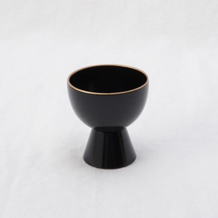 トゥーワントゥーキッチンストア(212 KITCHEN STORE)のハレとケ 越前塗り 高台祝いぐい呑み　黒 ワイン、バー関連