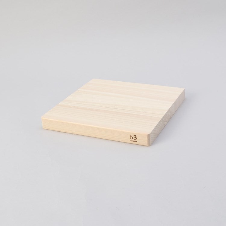 トゥーワントゥーキッチンストア(212 KITCHEN STORE)のHINOKI まな板 スクエア ＜63 ロクサン＞ 包丁・まな板