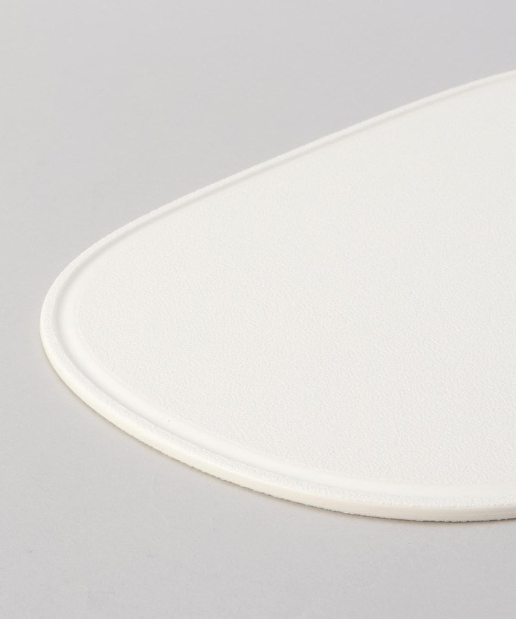 トゥーワントゥーキッチンストア(212 KITCHEN STORE)のOVAL ソフトまな板 Medium IV3