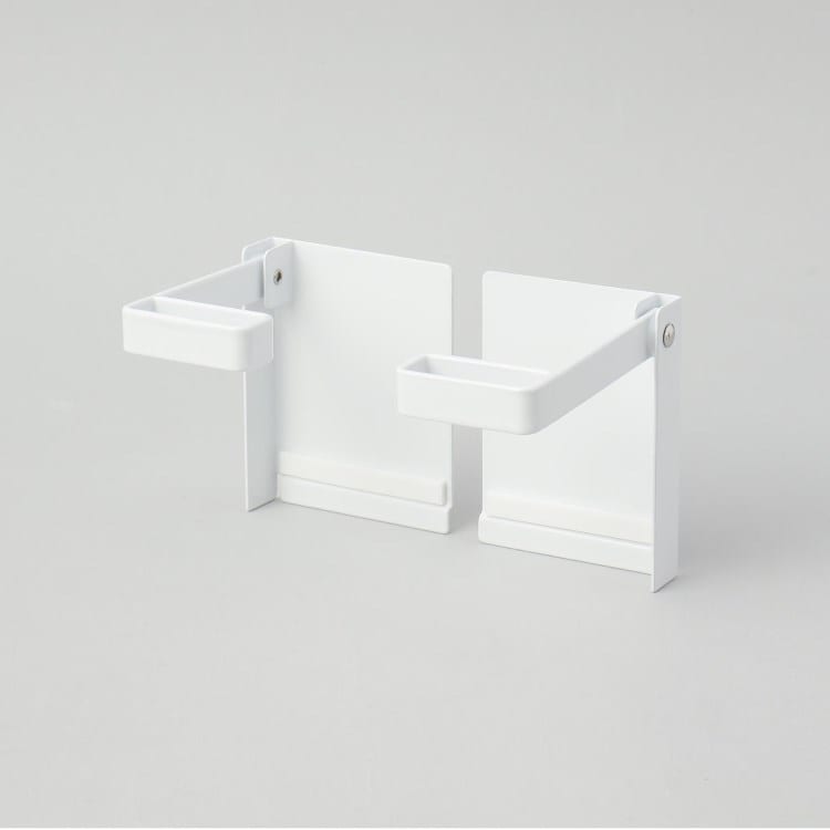 トゥーワントゥーキッチンストア(212 KITCHEN STORE)の片手でカットマグネット挟み込み式キッチンペーパーホルダー WH 山崎実業 ＜tower タワー＞ キッチン収納・ラック