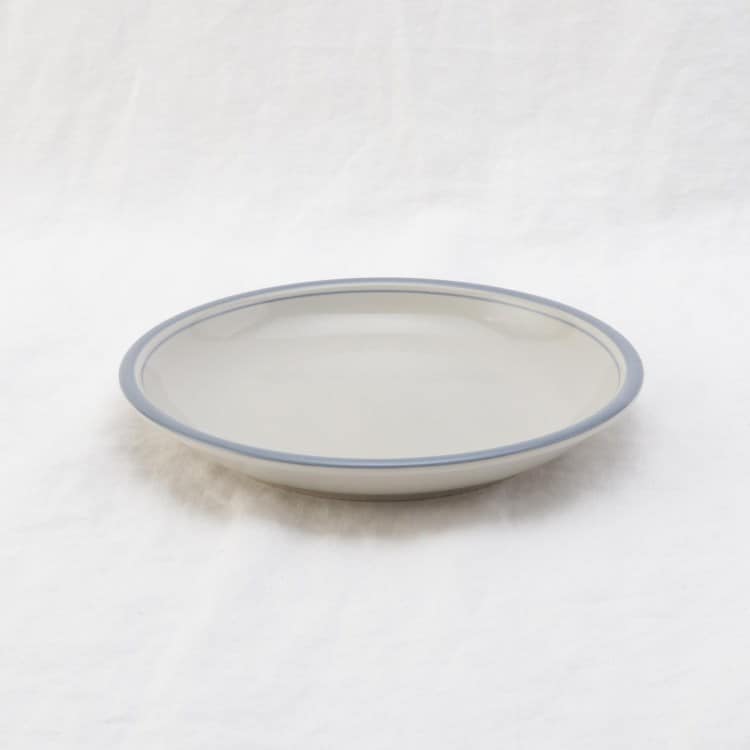 トゥーワントゥーキッチンストア(212 KITCHEN STORE)のギャラクシー ダスティーブルー 19.5cmケーキ皿 食器