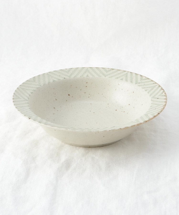 トゥーワントゥーキッチンストア(212 KITCHEN STORE)のヘリンボーン リム55鉢 ヒワ1
