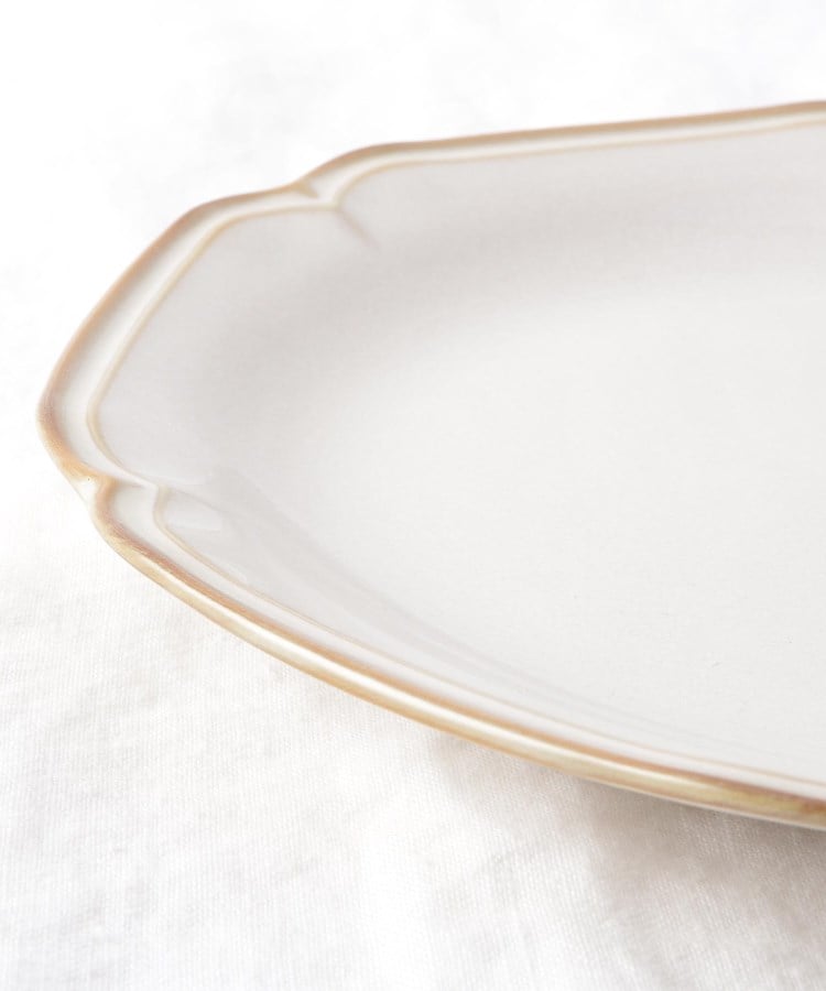 トゥーワントゥーキッチンストア(212 KITCHEN STORE)のエルフィ プレートL IV5