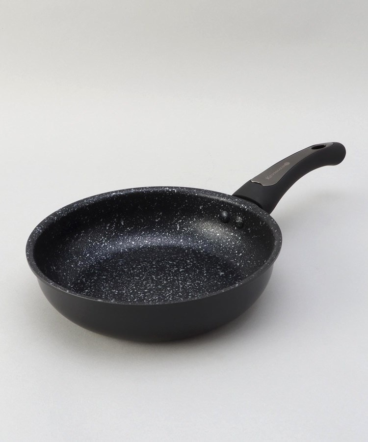 トゥーワントゥーキッチンストア(212 KITCHEN STORE)のジェットブラック フライパン 20cm ＜KEVNHAUN ケヴンハウン＞1