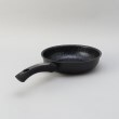 トゥーワントゥーキッチンストア(212 KITCHEN STORE)のジェットブラック フライパン 20cm ＜KEVNHAUN ケヴンハウン＞3