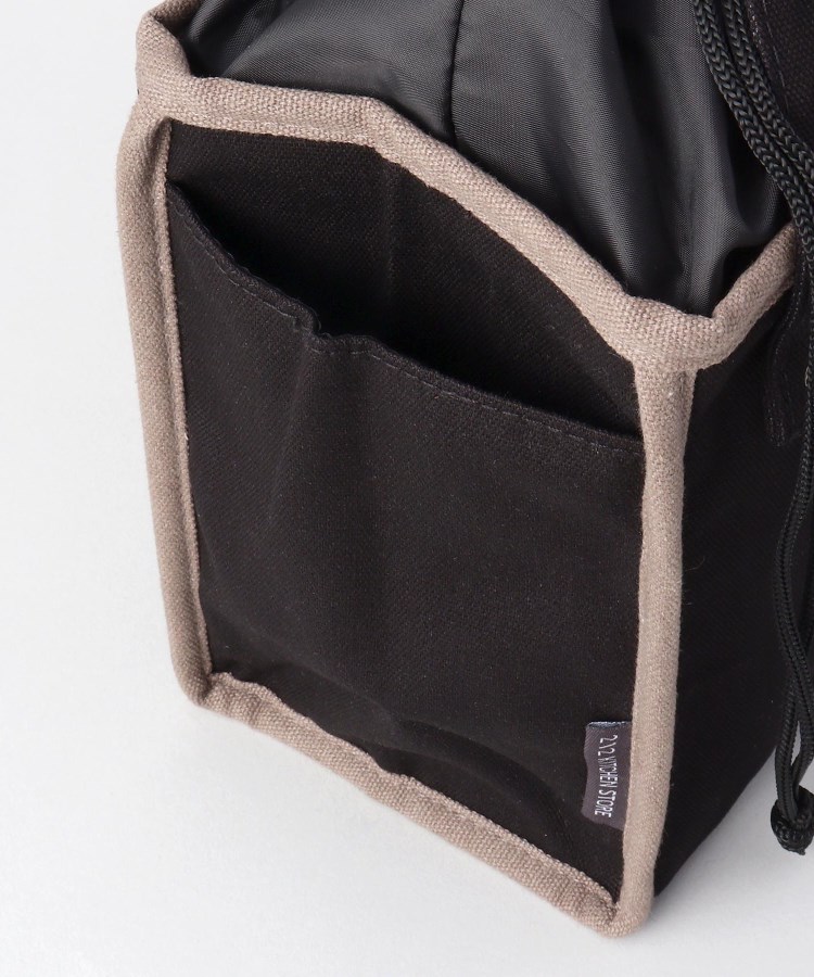 トゥーワントゥーキッチンストア(212 KITCHEN STORE)のEASEランチバッグ BK7