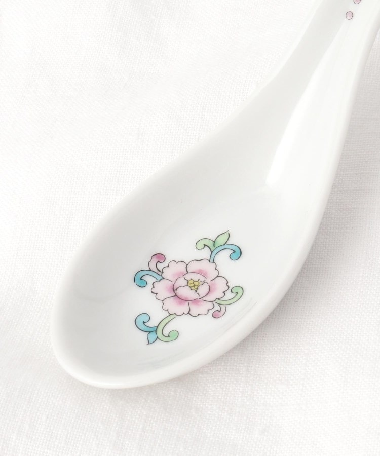 トゥーワントゥーキッチンストア(212 KITCHEN STORE)の緑彩唐草 レンゲ3