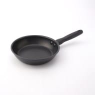 マイヤー フライパン ミッドナイト シェフズパン 20cm – MEYER