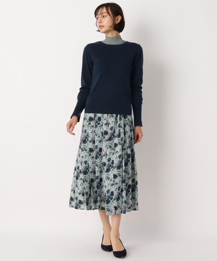 ローラアシュレイ(LAURA ASHLEY)の◆【洗える】パール調ボタンモックプラケット２WAYプルオーバー33