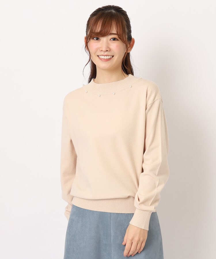 ローラアシュレイ(LAURA ASHLEY)の【洗える】フェイクパール付きニット アイボリー(004)