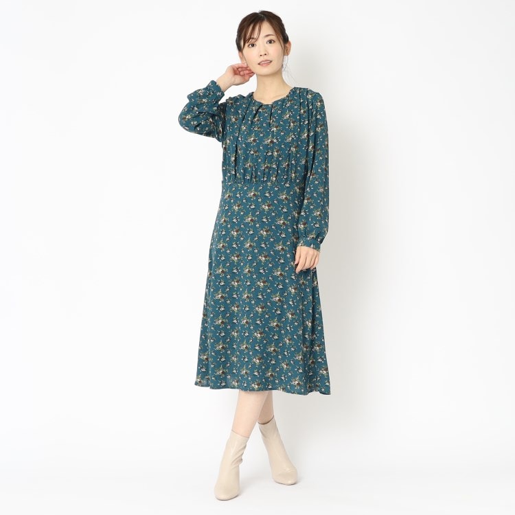 ローラアシュレイ(LAURA ASHLEY)の【人気急上昇！同柄アイテムあり/洗える】リッチャムローズ柄 ワンピース ミドルワンピース