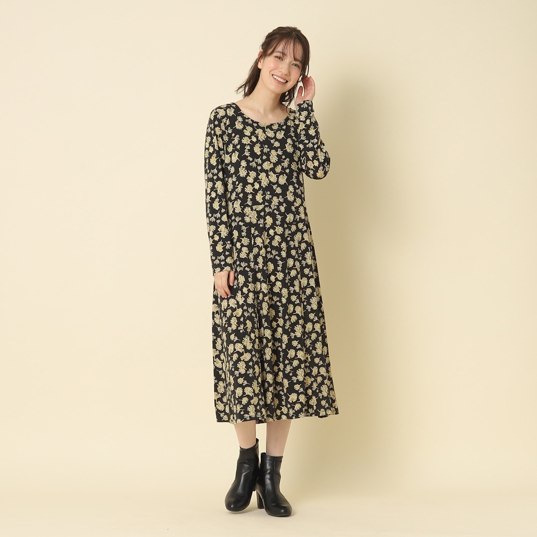 ローラアシュレイ(LAURA ASHLEY)の【大人気柄が復刻！！／WEB限定／同柄アイテムあり】カウスリップ柄ワンピース1