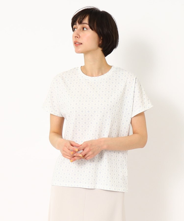 ローラアシュレイ(LAURA ASHLEY)の【洗える】プリント ドルマンTシャツ17