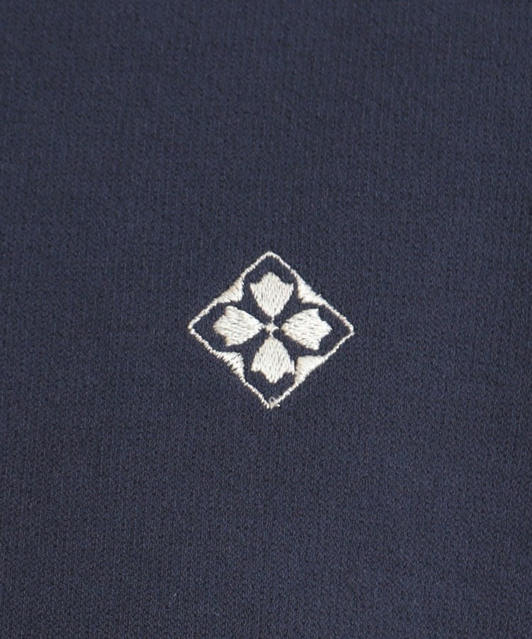 ローラアシュレイ(LAURA ASHLEY)の【ポイント刺繍入り／コットン100％】ミスタージョーンズ柄 刺繍Tシャツ12