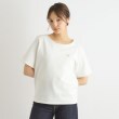 ローラアシュレイ(LAURA ASHLEY)の【ポイント刺繍入り／コットン100％】ミスタージョーンズ柄 刺繍Tシャツ1