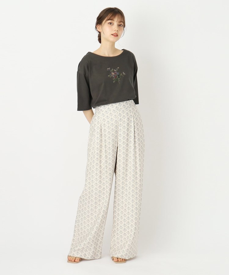 ローラアシュレイ(LAURA ASHLEY)の【5分袖/洗える/USAコットン100%】バンチドフラワープリントＴシャツ6
