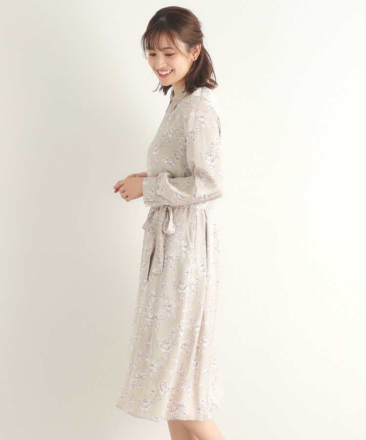 ローラアシュレイ(LAURA ASHLEY)の【襟取り外し可／3colors／同柄アイテムあり】ポリントン ローゼズ柄 サテンワンピース2