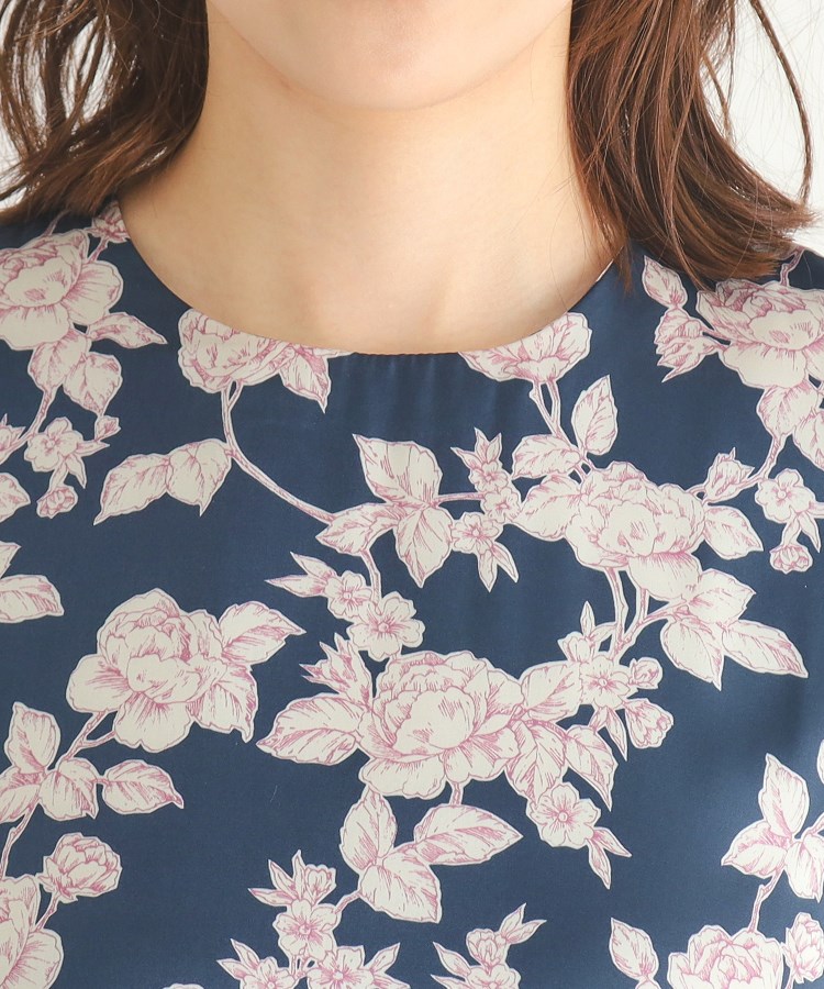 ローラアシュレイ(LAURA ASHLEY)の【襟取り外し可／3colors／同柄アイテムあり】ポリントン ローゼズ柄 サテンワンピース27