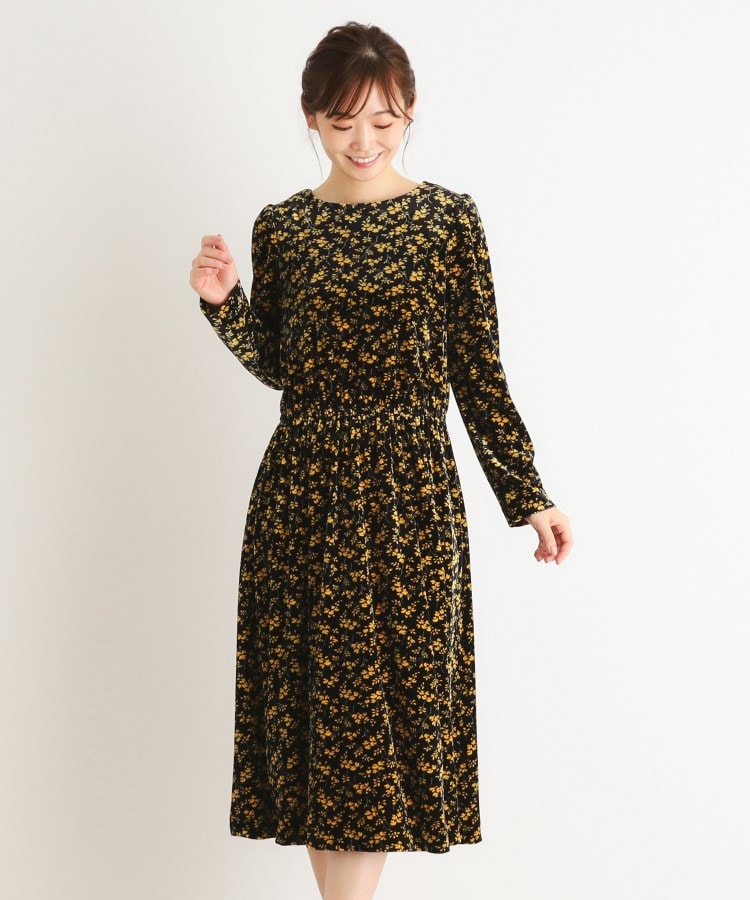 ベルベット】ランナム柄 ワンピース(マキシ・ロングワンピース ベルベット】ランナム柄 ワンピース(マキシ・ロングワンピース